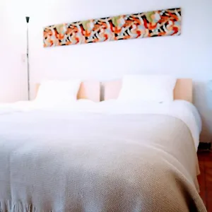 Sunny Side House Nishikujo アパート